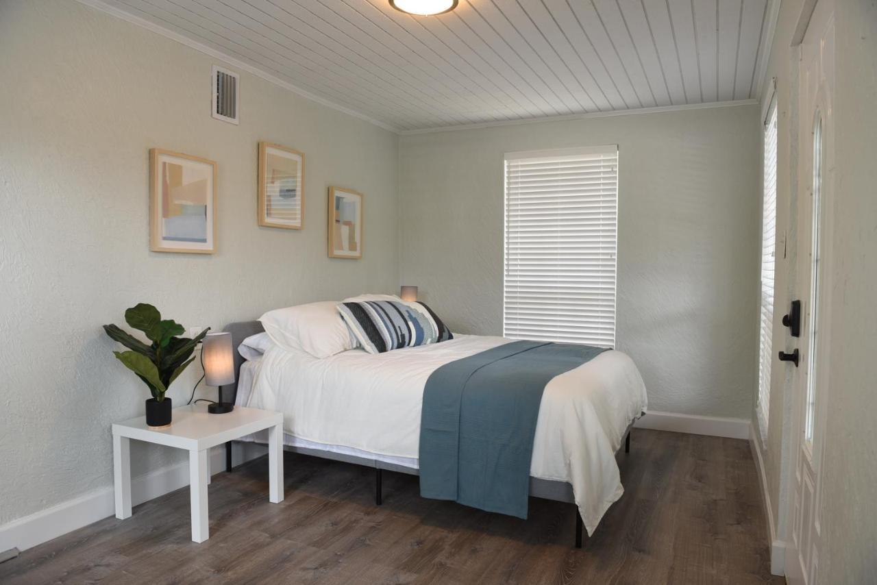סיינט אגוסטין Cedar Cottage - Newly Renovated, Walk Downtown מראה חיצוני תמונה
